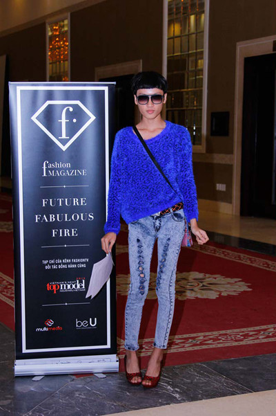 Thí sinh Top model 2013 gây ấn tượng bằng đủ "chiêu" ảnh 8
