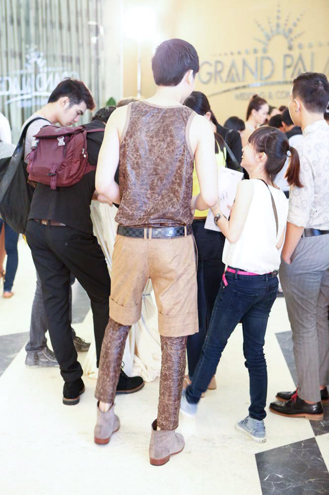 Thí sinh Top model 2013 gây ấn tượng bằng đủ "chiêu" ảnh 27