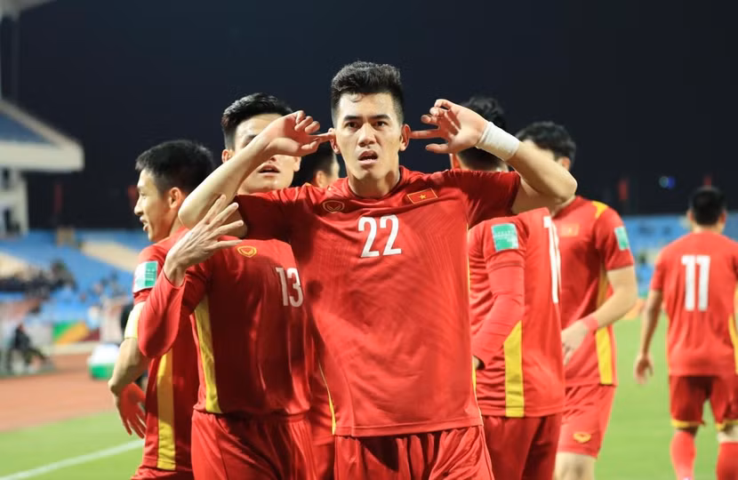 Tiến Linh nhân đôi cách biệt ngay sau 16 phút thi đấu Tiến Linh nhân đôi cách biệt ngay sau 16 phút thi đấu