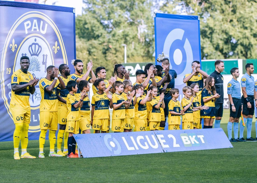 Quang Hải lần đầu tiên được đá chính lại Ligue 2