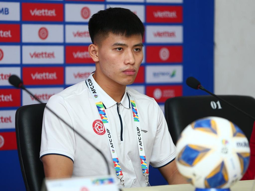 Trung vệ Nguyễn Thanh Bình