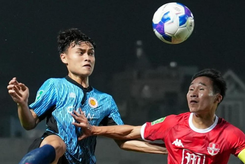 CLB Công an Hà Nội (trái) vào bán kết cúp Quốc gia CLB Công an Hà Nội (trái) vào bán kết cúp Quốc gia