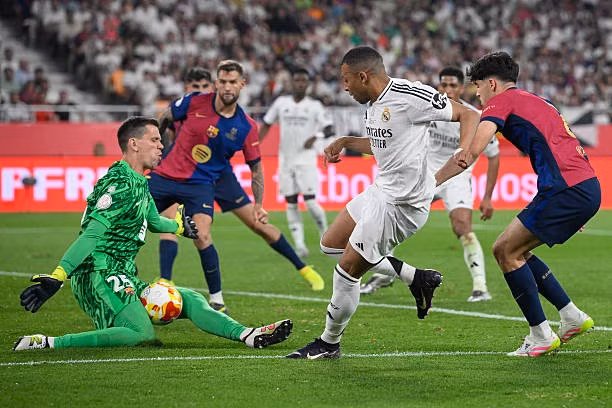 Real và Barca tạo nên trận chung kết hấp dẫn