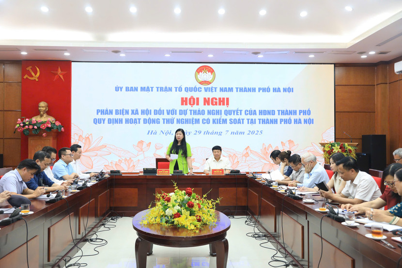 Hội nghị phản biện xã hội đối với dự thảo Nghị quyết của HĐND thành phố quy định hoạt động thử nghiệm có kiểm soát tại thành phố Hà Nội