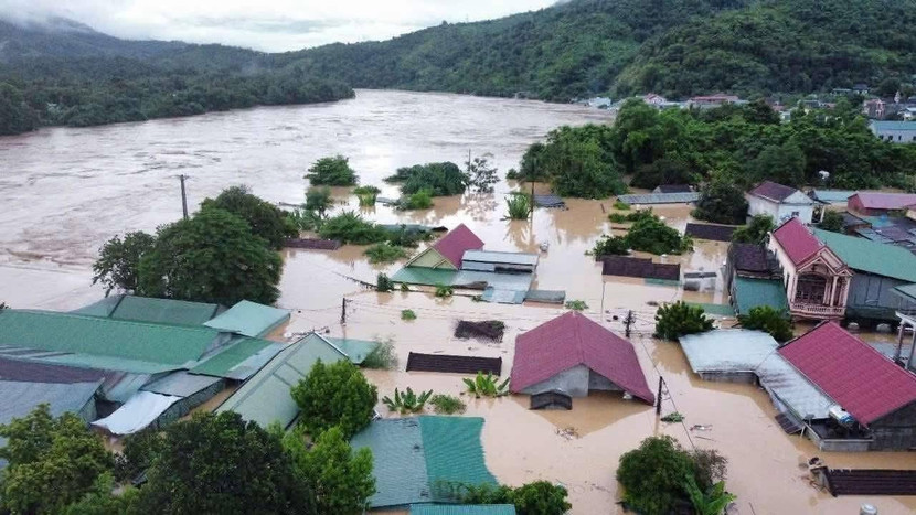 Nhiều nhà ngập đến nóc