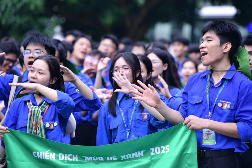 Các bạn trẻ sẵn sàng xuất quân Các bạn trẻ sẵn sàng xuất quân