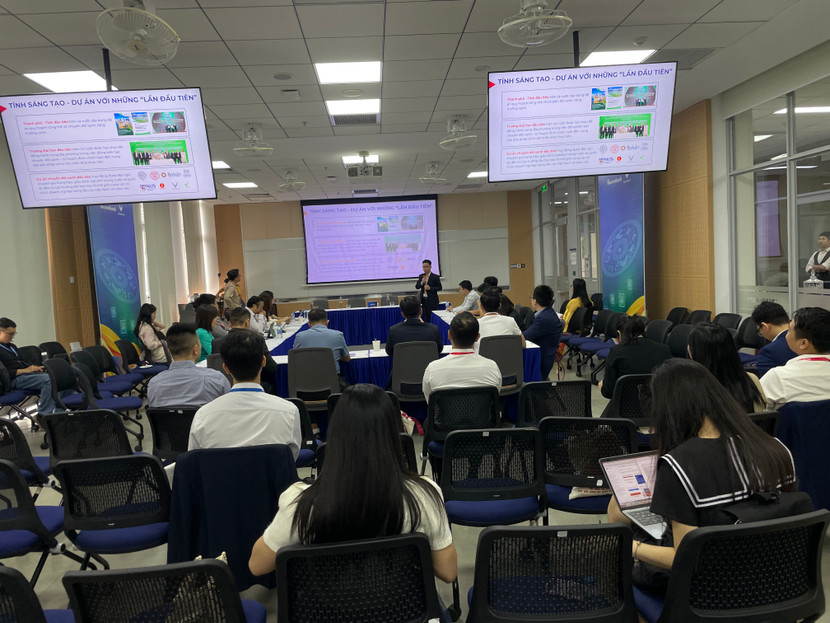 Nhóm thảo luận Khởi nghiệp Đổi mới sáng tạo gắn với kinh tế xanh và phát triển bền vững