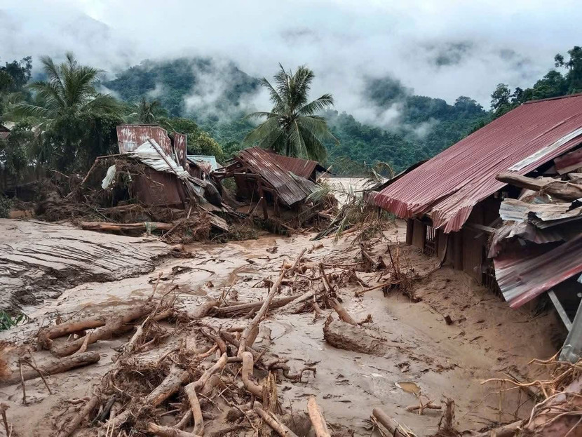 Lũ tại Nghệ An được đánh giá lớn chưa từng thấy