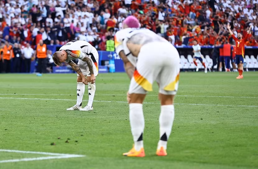 ĐT chủ nhà Đức bị loại từ tứ kết