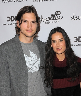 Ashton và Demi
