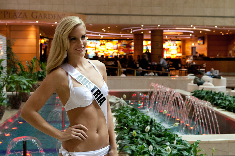 Trương Thị May diện bikini "độc" nhất Hoa hậu Hoàn Vũ 2013 ảnh 6