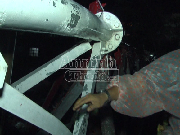 Quảng Bình: Tan hoang sau bão số 10 ảnh 9