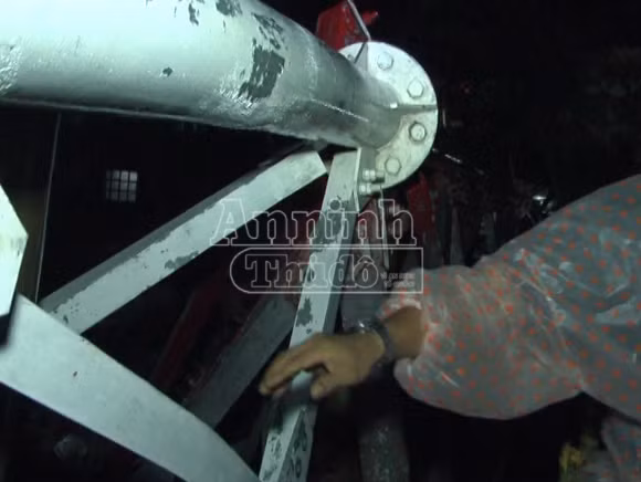 Quảng Bình: Tan hoang sau bão số 10 ảnh 9