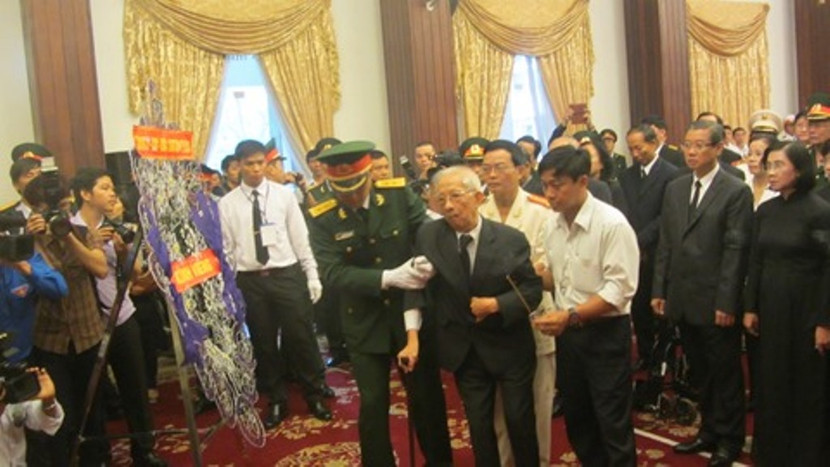 Những người cuối cùng được vào viếng Đại tướng Võ Nguyên Giáp ảnh 28