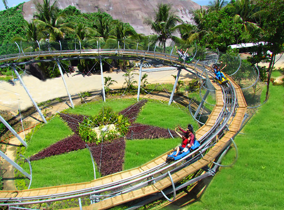 Giảm giá 50% tại Vinpearl Land – Royal City nhân dịp 20-10 ảnh 4