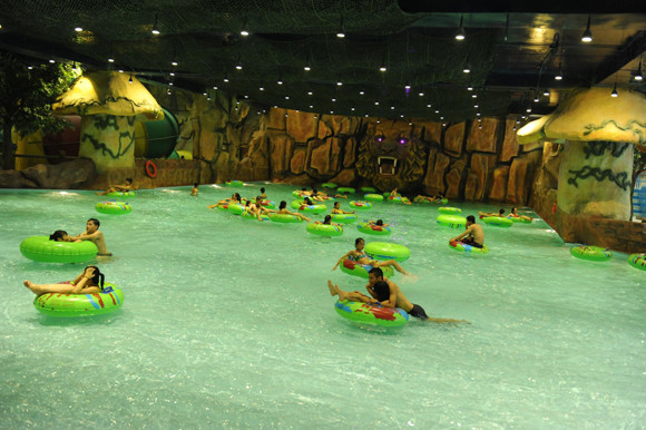 Giảm giá 50% tại Vinpearl Land – Royal City nhân dịp 20-10 ảnh 3