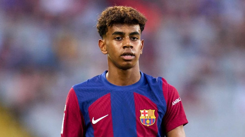 Thần đồng 16 tuổi Yamal