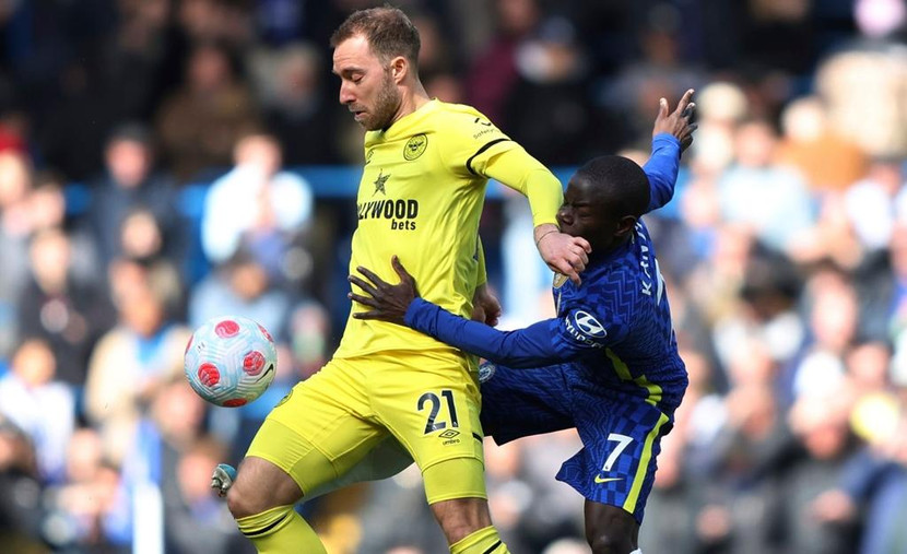 Eriksen cùng Brentford (vàng) chơi tuyệt hay trước một Chelsea uể oải