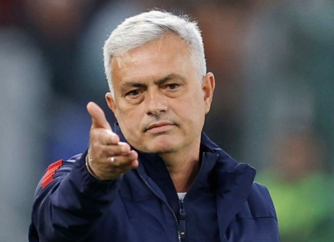 HLV Mourinho bất bình khi Juventus bị trừ 10 điểm ở Serie A