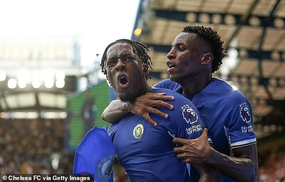 Disasi ghi dấu ấn ngay trận ra mắt Chelsea Disasi ghi dấu ấn ngay trận ra mắt Chelsea