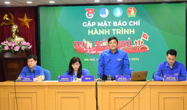 Ban tổ chức thông tin về ý nghĩa của hành trình “Điện Biên Phủ - Khát vọng non sông” Ban tổ chức thông tin về ý nghĩa của hành trình “Điện Biên Phủ - Khát vọng non sông”