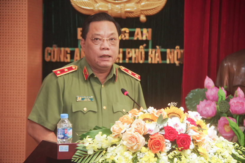 Trung tướng Nguyễn Hải Trung, Giám đốc CATP Hà Nội phát biểu tại buổi lễ Trung tướng Nguyễn Hải Trung, Giám đốc CATP Hà Nội phát biểu tại buổi lễ