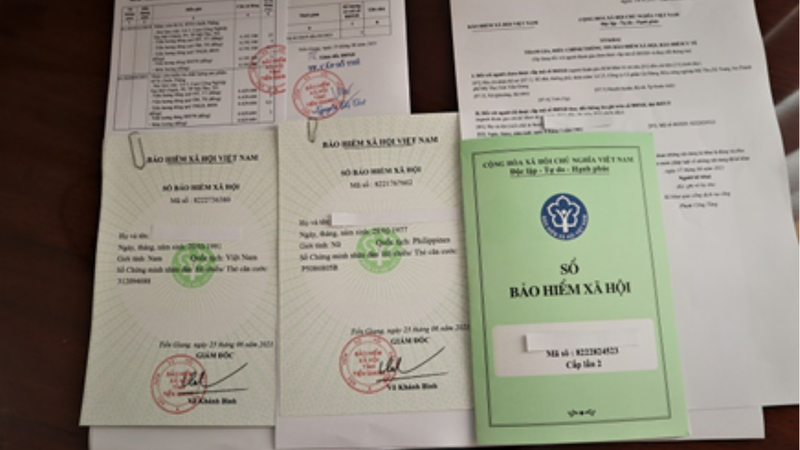 Sổ bảo hiểm xã hội là giấy tờ ghi nhận quá trình tham gia của người lao động