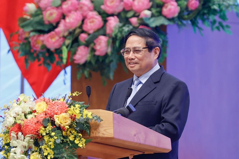 Thủ tướng Phạm Minh Chính ghi nhận, đánh giá cao những đóng góp to lớn của các nữ Anh hùng lực lượng vũ trang, nữ Anh hùng lao động, nữ tướng, các nhà khoa học nữ Thủ tướng Phạm Minh Chính ghi nhận, đánh giá cao những đóng góp to lớn của các nữ Anh hùng lực lượng vũ trang, nữ Anh hùng lao động, nữ tướng, các nhà khoa học nữ