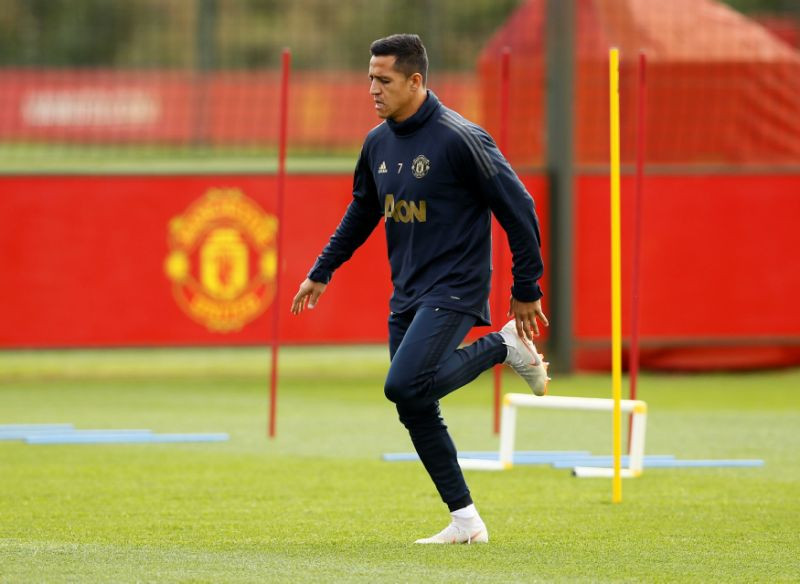 Các cầu thủ M.U dường như rất ác cảm với Sanchez, ngôi sao cũ của kình địch Arsenal Các cầu thủ M.U dường như rất ác cảm với Sanchez, ngôi sao cũ của kình địch Arsenal