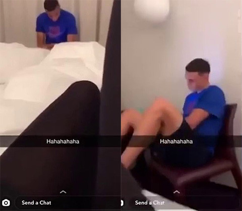 Hình ảnh Greenwood và Foden trong phòng khách sạn bị cô gái chụp lại