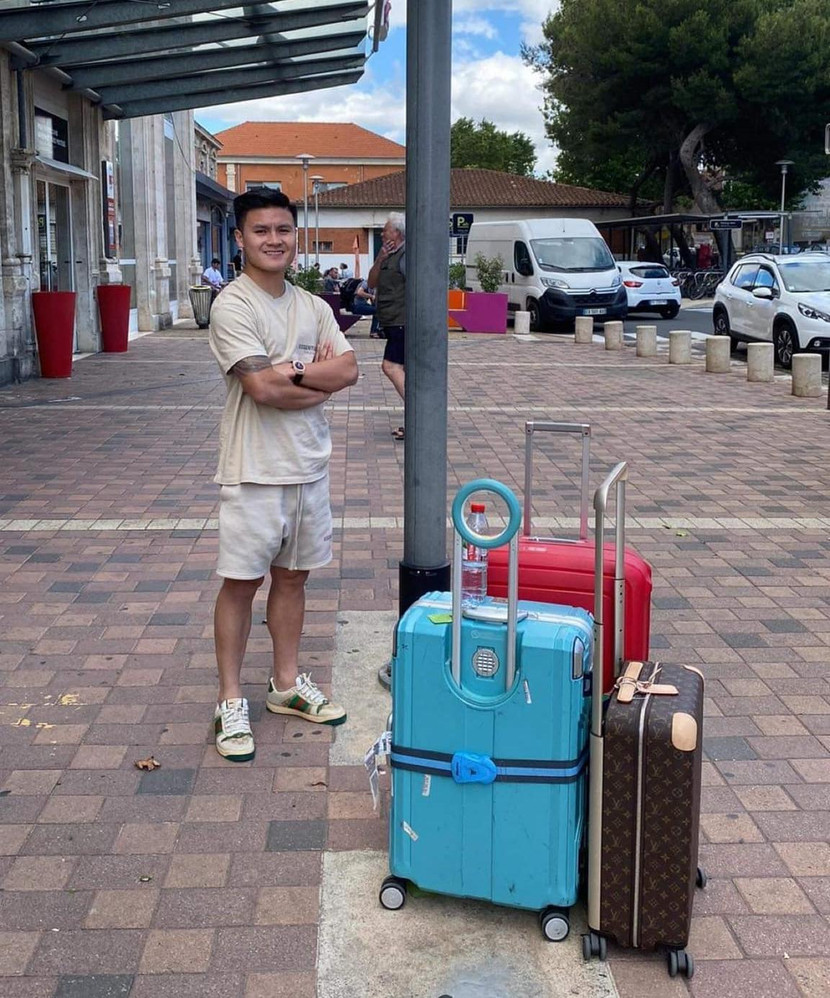 Quang Hải sắp bắt đầu hành trình lịch sử tại nước Pháp (Ảnh: FB Nguyễn Đắc Văn)