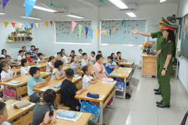 Phải công khai số điện thoại tiếp nhận phản ánh lạm thu trường học