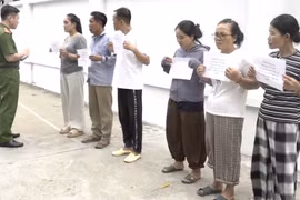 Nghệ An: Triệt xóa 2 đường dây mua bán người qua biên giới