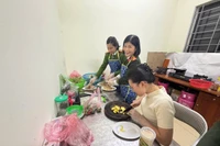 Ấm nghĩa tình ‘Nồi cháo đồng đội’