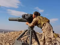 Mỹ bất ngờ triển khai vũ khí cực mạnh tới Syria, khiến Nga lo lắng (2)