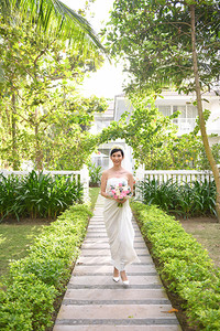 Siêu mẫu Xuân Lan bất ngờ lên xe hoa vào ngày đầu năm mới 2020