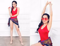 MC hải ngoại Ngọc Hân khoe đường cong quyến rũ với bikini