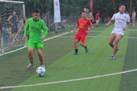 Giao lưu bóng đá, gắn kết tình đồng đội