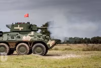 [ẢNH] Giật mình khi Thái Lan được Ukraine giới thiệu truyền nhân đáng sợ nhất từ BTR-80 Liên Xô