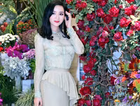 Hoa hậu đền Hùng Giáng My diện áo xuyên thấu cực gợi cảm