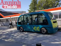 Thú vị khám phá loại xe bus không người lái đầu tiên trên thế giới (1)