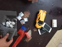 Cận cảnh vụ bắt đối tượng vận chuyển ma túy bằng xe taxi