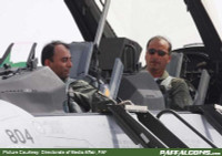 [ẢNH] F-16D gục trước MiG-21, gáo nước lạnh dội thẳng, 21 tỷ đô vuột khỏi tay Mỹ?