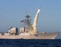 Mỹ bất ngờ triển khai vũ khí cực mạnh tới Syria, khiến Nga lo lắng (2)