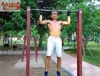 Bí quyết vàng cực đơn giản chữa chứng đau lưng cho dân văn phòng