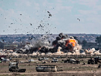 [Ảnh] Cận cảnh giao tranh dữ dội tại thành trì cuối cùng của IS ở Syria