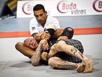 Những võ sĩ thực chiến MMA đáng sợ nhất thế giới hiện nay (1)