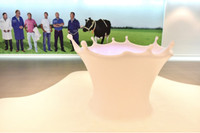 'Lạc lối' vào trung tâm R&D như vũ trụ thu nhỏ của Cô Gái Hà Lan