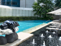 [ẢNH] Cận cảnh bên trong khách sạn St Regis, nơi lưu trú của ông Kim Jong-un