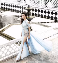 Nữ hoàng sắc đẹp Ngọc Duyên tái xuất, sang Nhật chấm thi nhan sắc